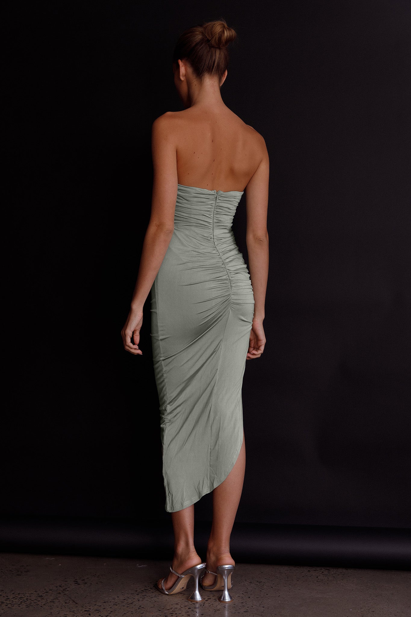 Roma U-Neckline Ruched Midi Dress Pistachio
