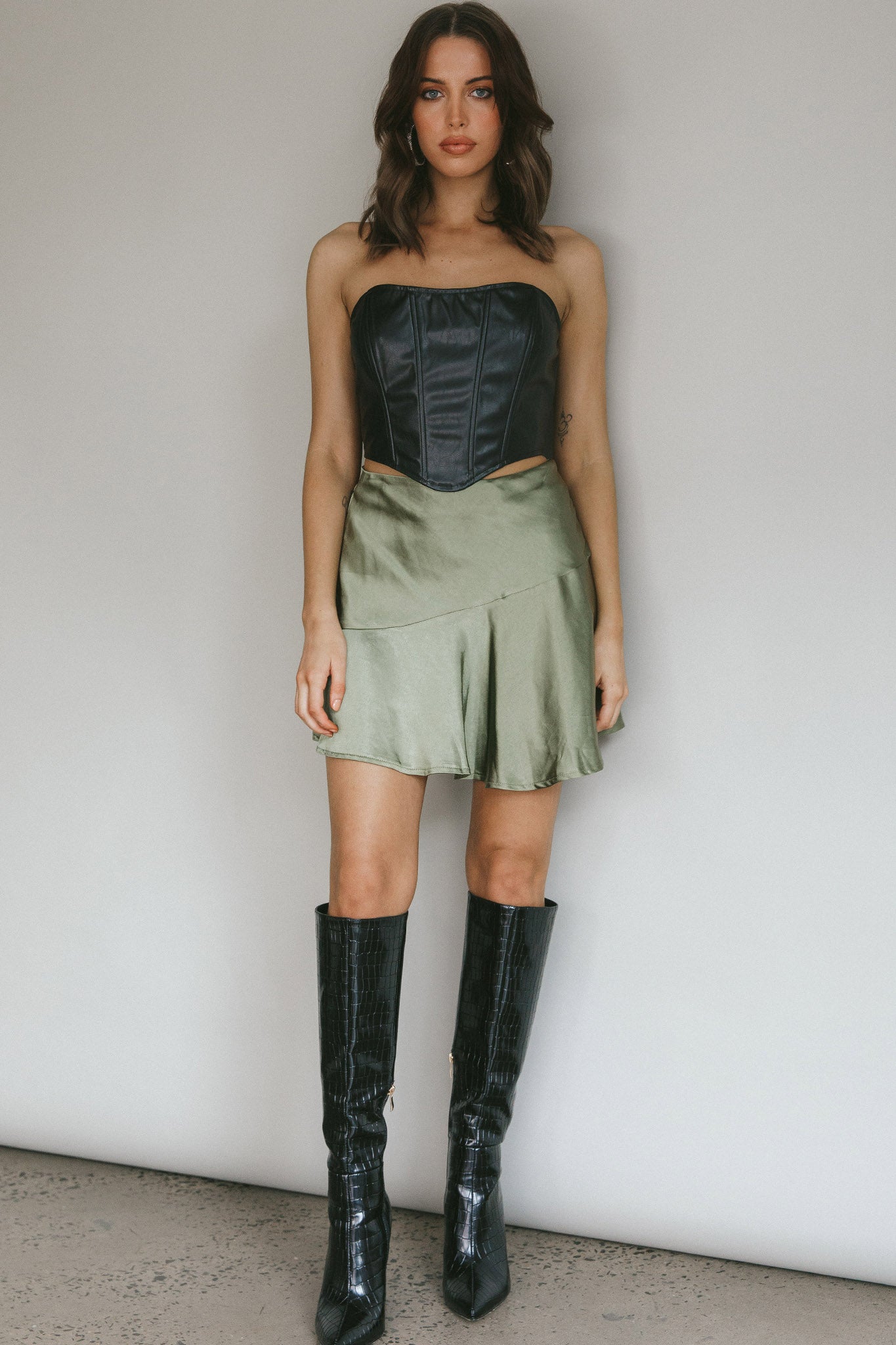 Gwyneth Flounce Mini Skirt Khaki