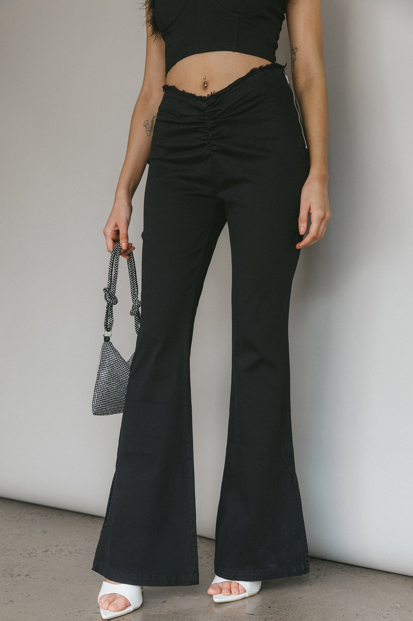 Mahla Flared Pants Black