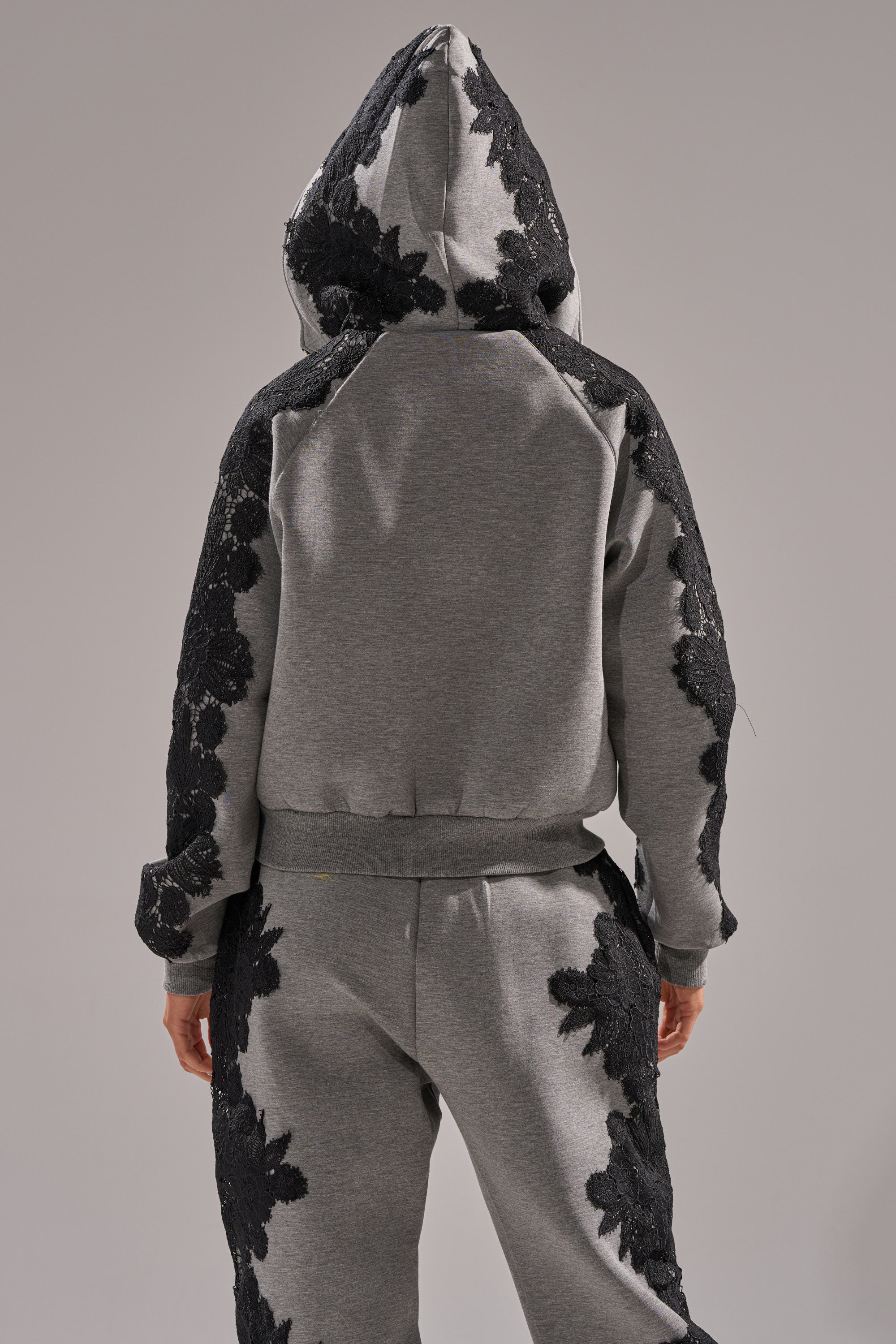 RAQUEL ZIP UP SWEATSHIRT