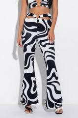 KARMA CUT OUT FLARED LEGGING